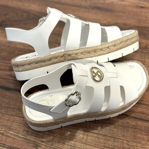NEW Sam & Libby Women’s Alani Sandal White Fisherman Gold Espadrille Buckle 7
